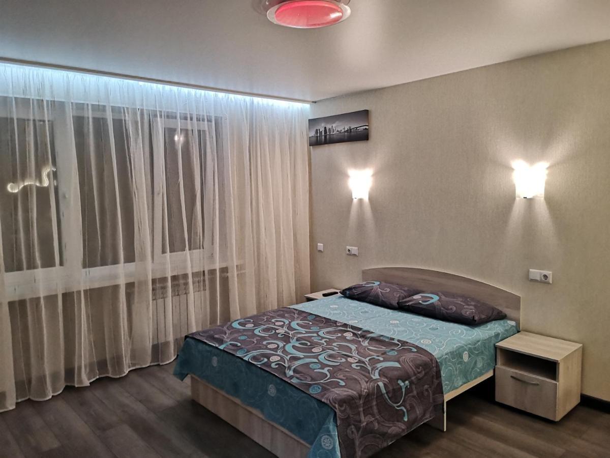 Новая Квартира На Пр. Соборном Возле Зну Zaporizhia Exterior photo