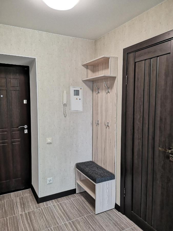 Новая Квартира На Пр. Соборном Возле Зну Zaporizhia Exterior photo